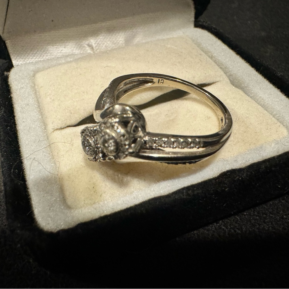 Elegant Silver Double Stone Ring - image 7